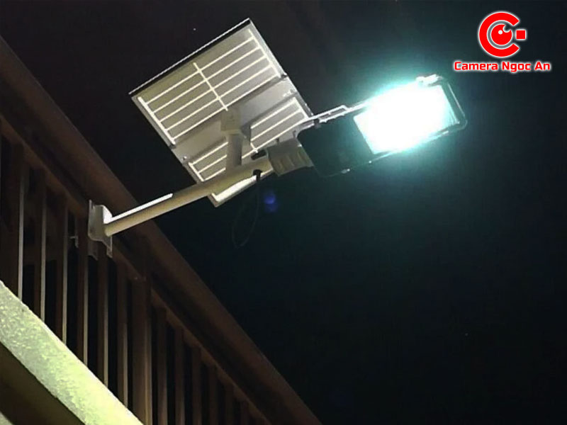 den-nang-luong-mat-troi-ben-bi-tuoi-tho-cao-camerangocan