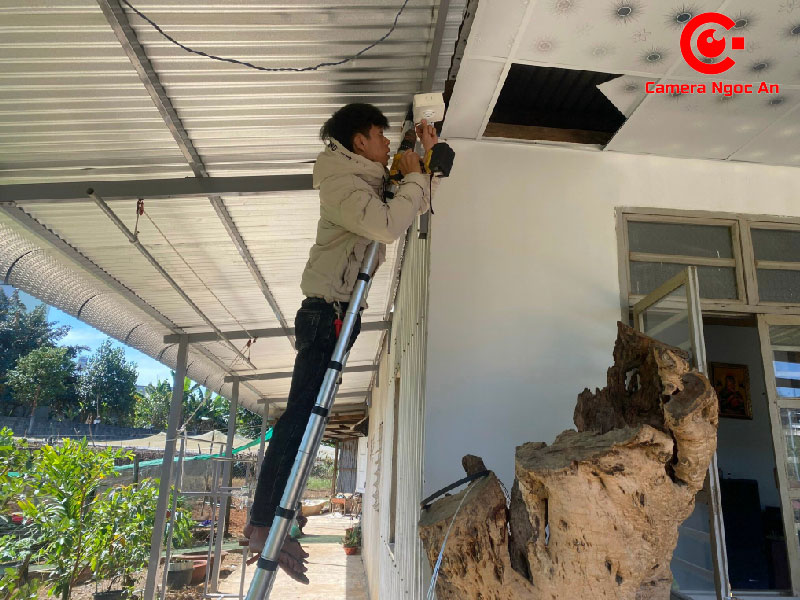 thi-cong-va-lap-dat-cong-trinh-camera-nha-chi-ngoc-tai-loc-thanh-camerangocan-3