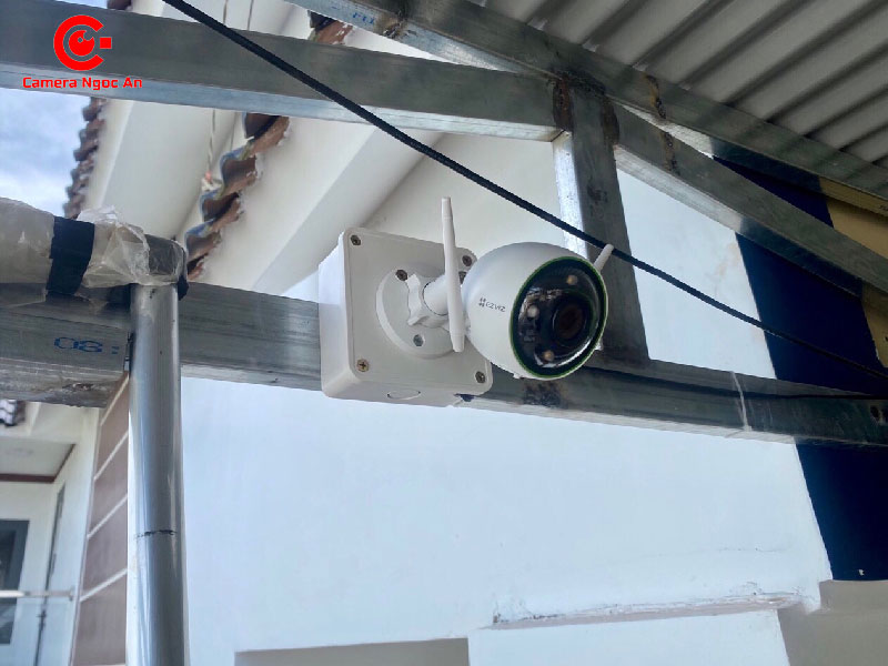 thi-cong-va-lap-dat-cong-trinh-camera-nha-anh-an-tai-loc-tan-camerangocan-2