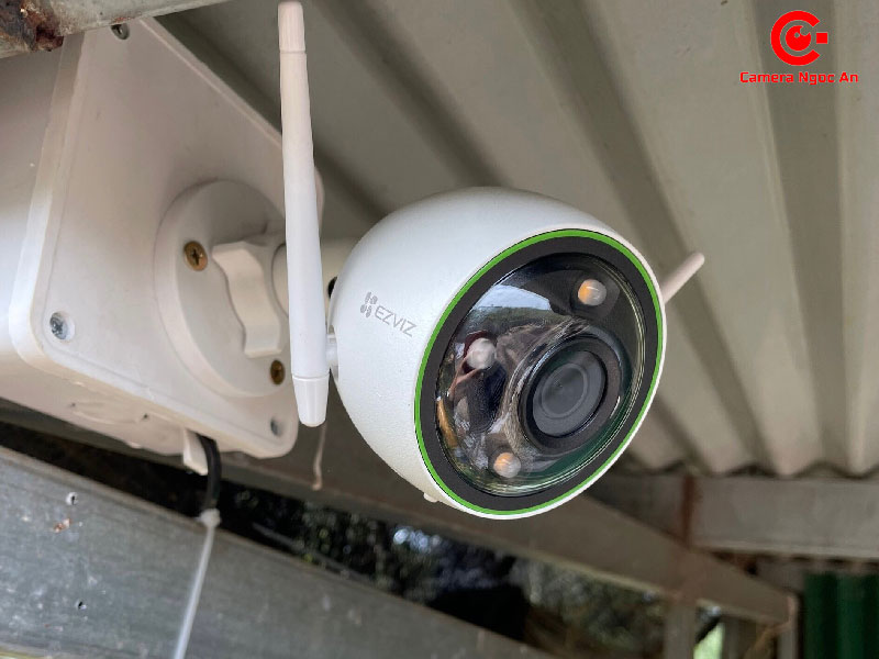 thi-cong-va-lap-dat-cong-trinh-camera-nha-anh-an-tai-loc-tan-camerangocan-3