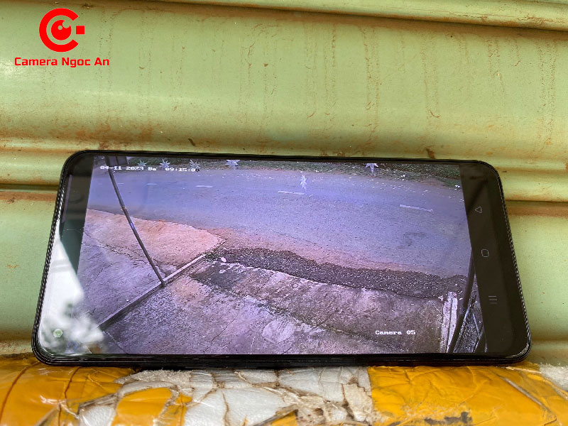 khao-sat-va-thi-cong-lap-dat-camera-nha-chi-hai-tai-hoa-ninh-camerangocan-4