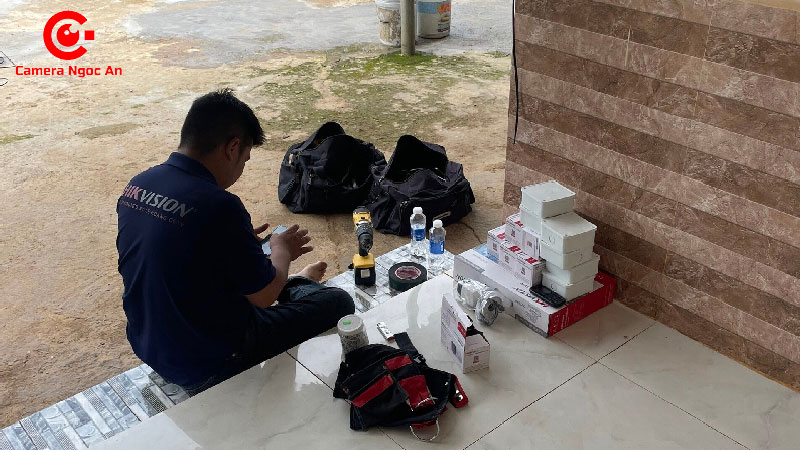 khao-sat-va-thi-cong-lap-dat-camera-nha-chi-men-tai-tan-lam-camerangocan