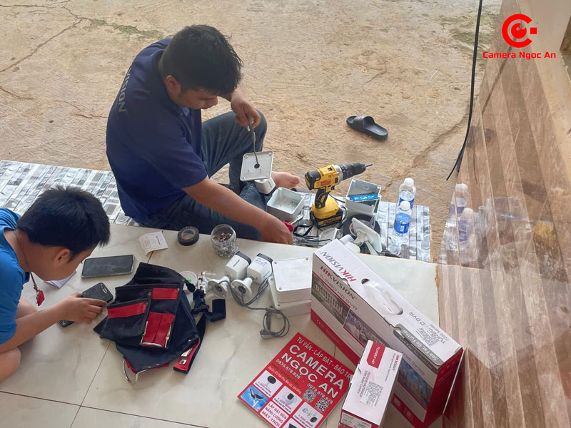 thi-cong-camera-anh-hau-lam-dong-camerangocan