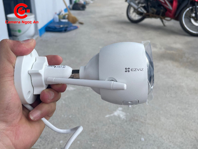 thi-cong-lap-dat-cong-trinh-camera-nha-anh-bao-tai-tran-phu-camerangocan-1