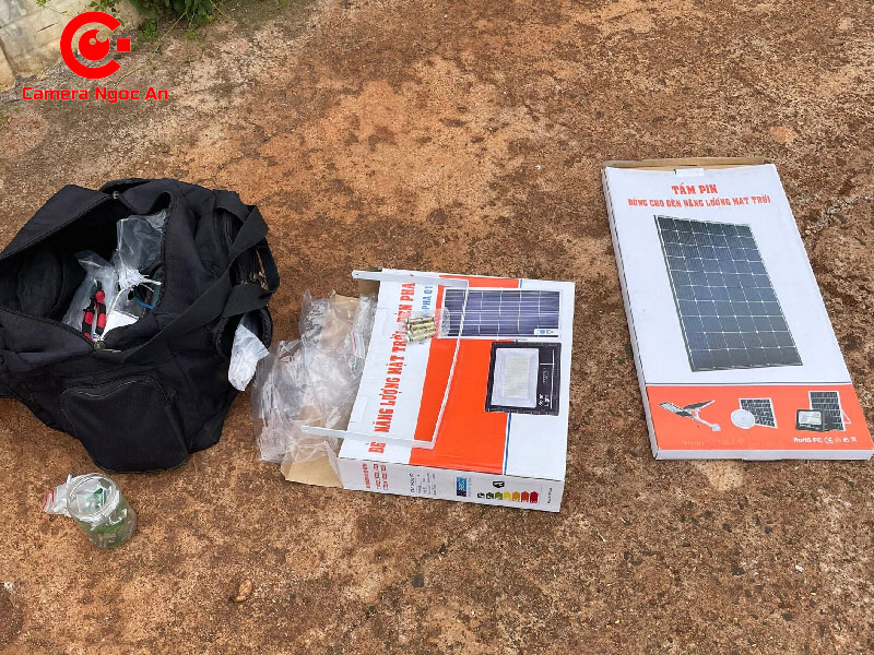 thi-cong-lap-dat-den-nang-luong-mat-troi-nha-anh-tai-tai-dinh-trang-hoa-camerangocan-2