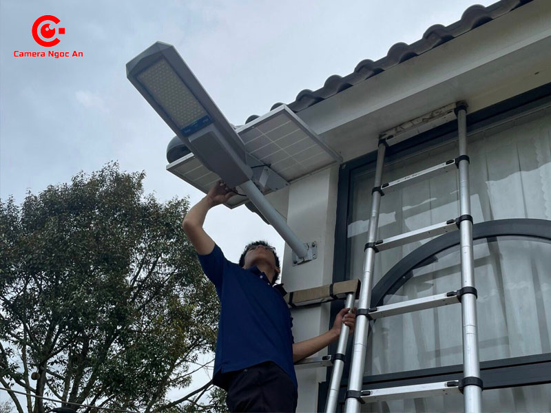 lap-dat-den-nang-luong-mat-troi-nha-anh-vui-tai-loc-an-bao-lam-lam-dong-1-camerangocan